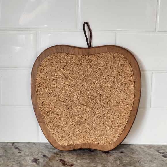 Vintage Other - Vintage 8" Apple pot trivet.